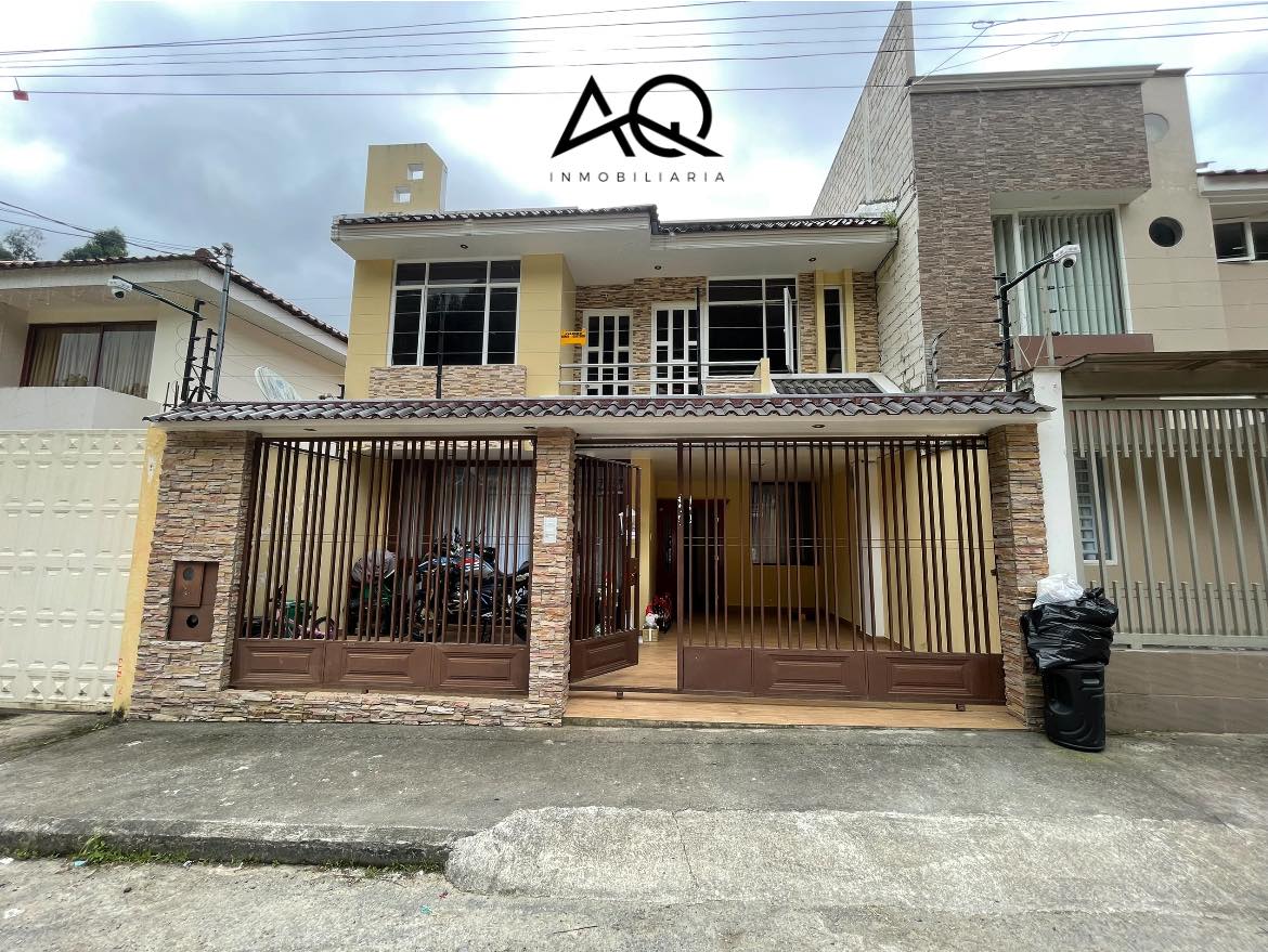 CASA EN ESTANCIA NORTE